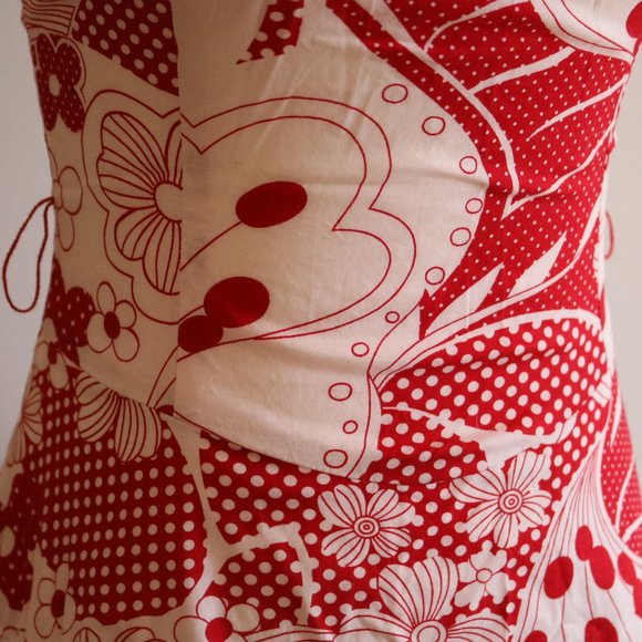 Vintage-Inspired Polka Dot Floral Strapless Dress - Picture 6 of 12